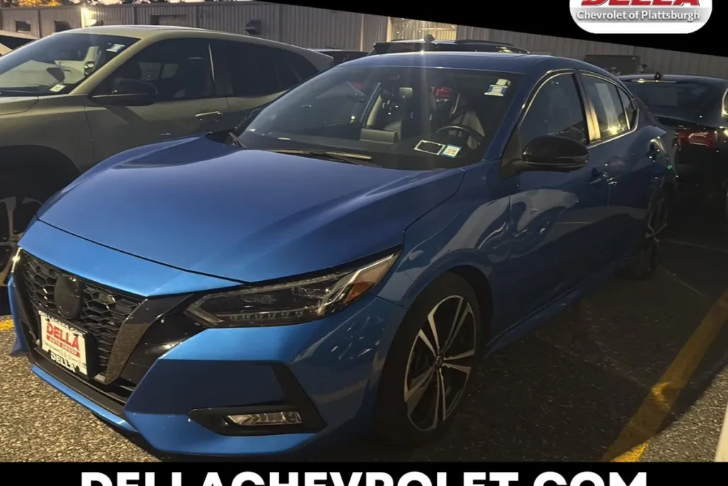 2021 Nissan Sentra SR photo 1