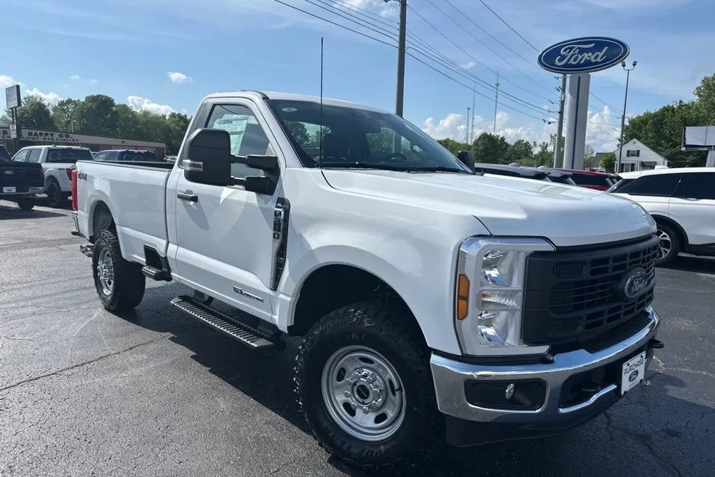 2025 Ford F-350 XL photo 1
