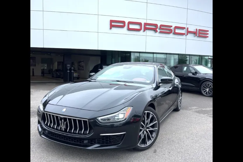 2020 Maserati Ghibli Q4 GranLusso photo 1