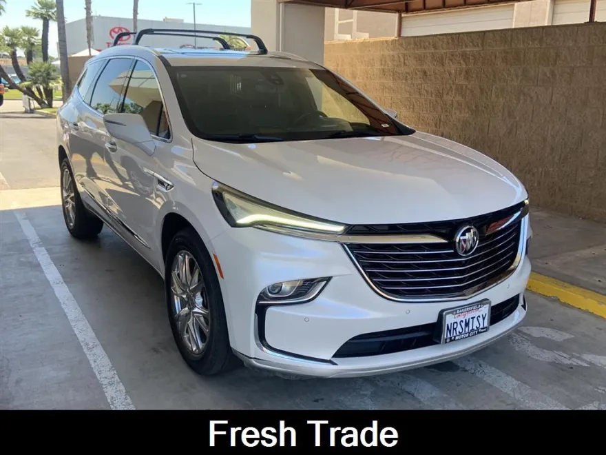 2023 Buick Enclave Premium photo 1