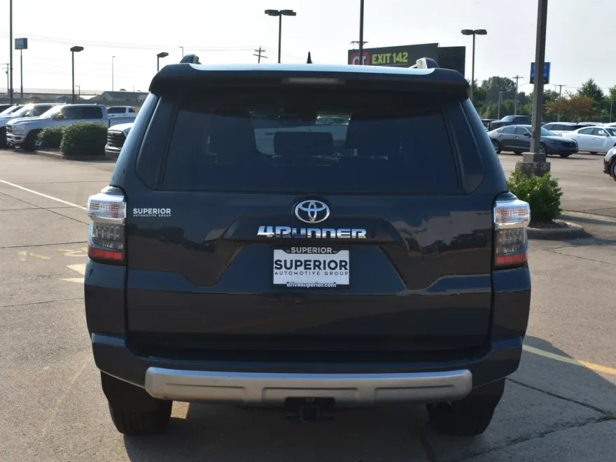 2024 Toyota 4Runner TRD photo 1