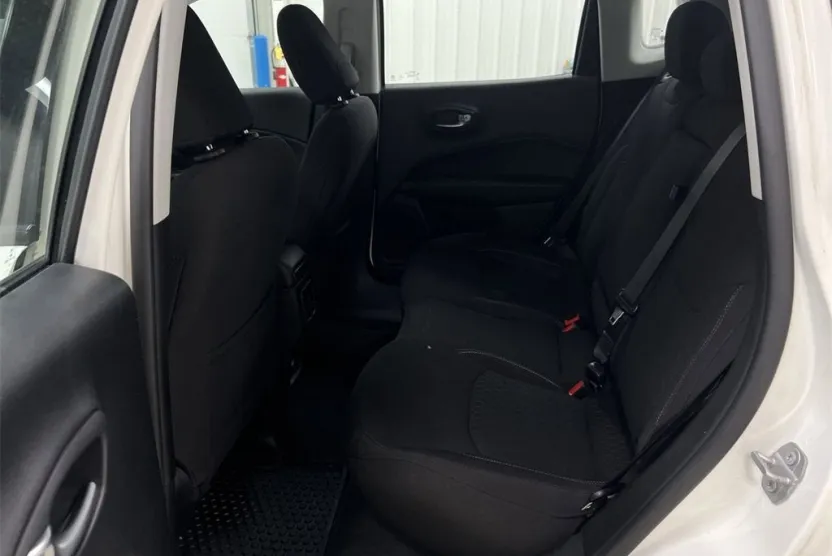 2020 Jeep Compass Sport photo 1