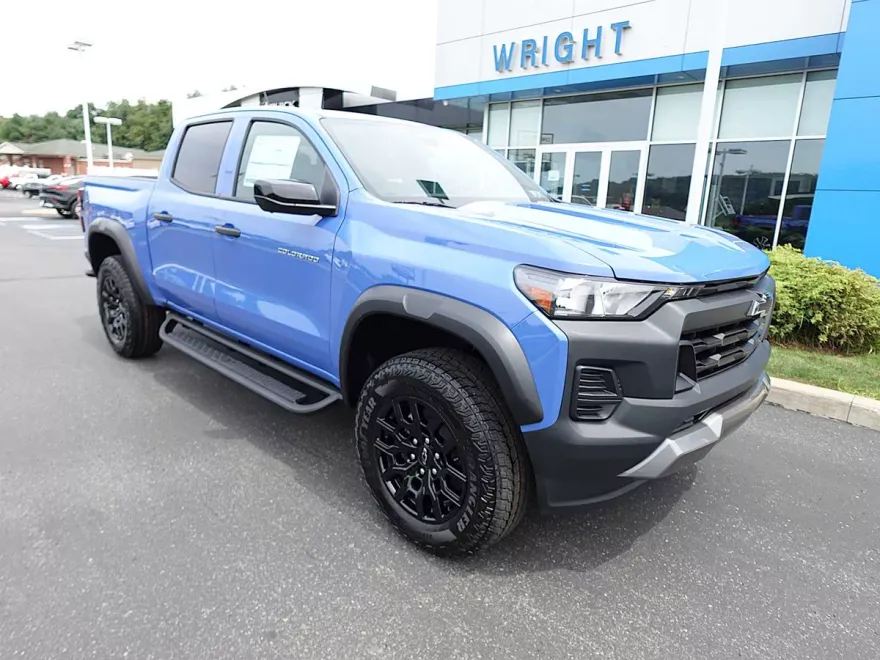 2026 Chevrolet Colorado Trail Boss photo 1