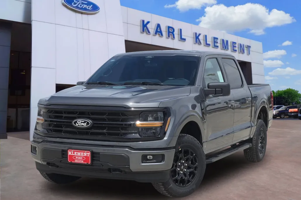 2025 Ford F-150 XLT photo 1