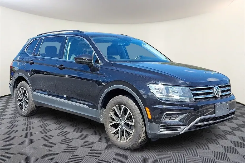 2021 Volkswagen Tiguan SE R-Line Black photo 1