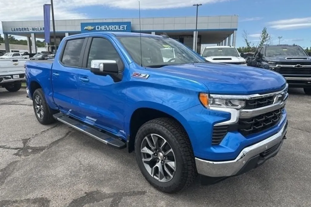 2025 Chevrolet Silverado 1500 LT photo 1