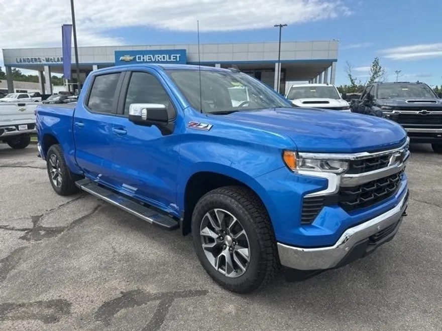 2025 Chevrolet Silverado 1500 LT photo 1