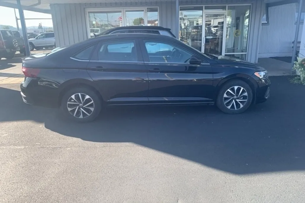 2024 Volkswagen Jetta 1.5T S photo 1