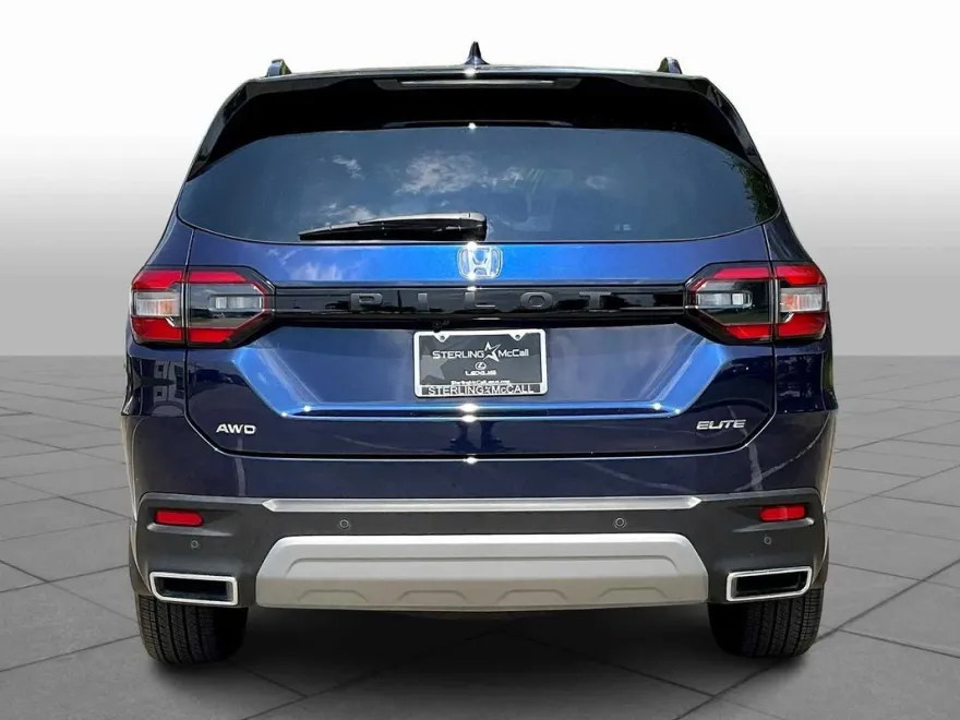 2025 Honda Pilot Elite photo 1