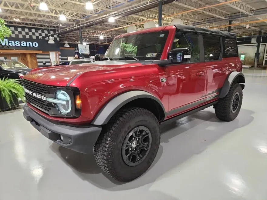 2021 Ford Bronco Wildtrak photo 1