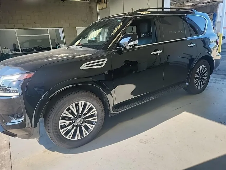 2021 Nissan Armada SL photo 1