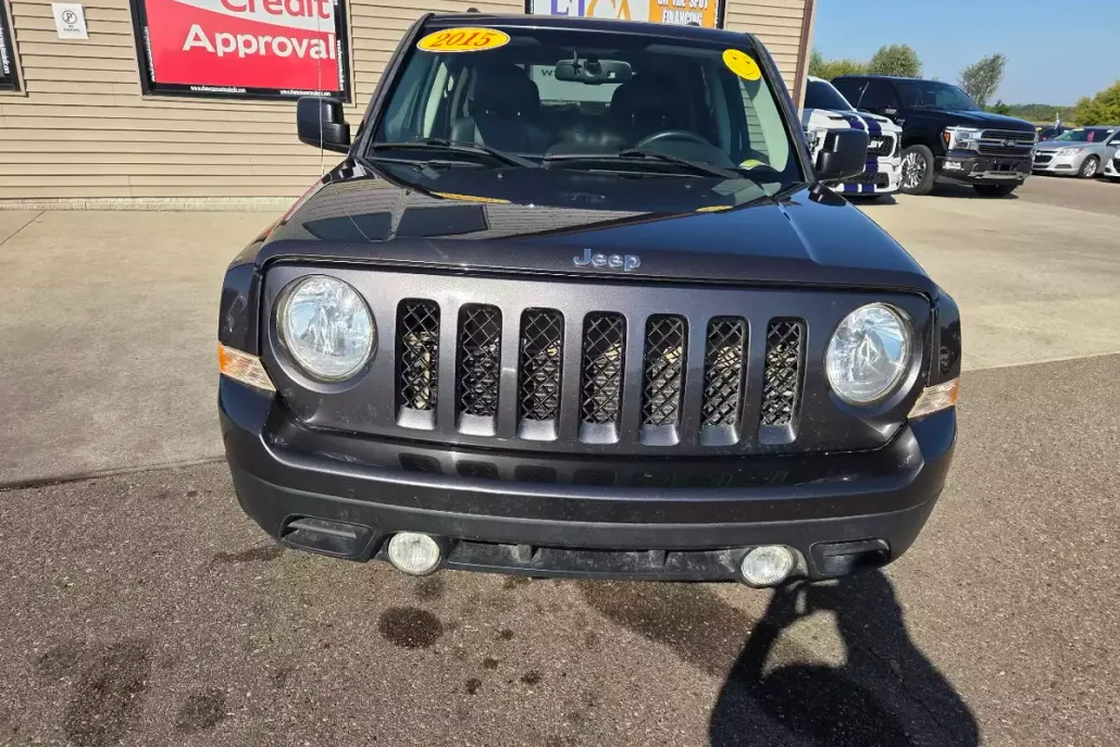 2015 Jeep Patriot Latitude photo 1