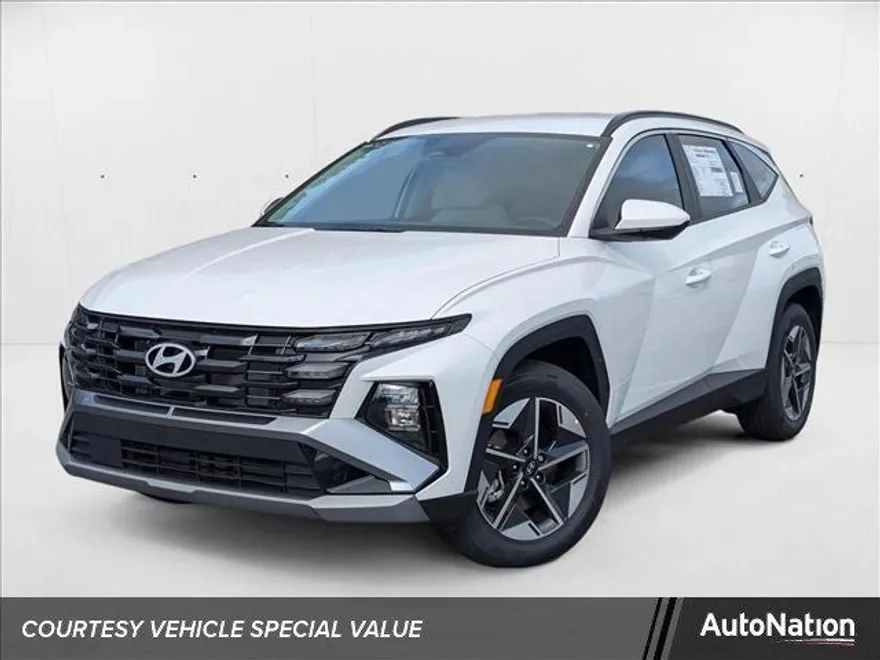 2025 Hyundai Tucson SEL Sport photo 1