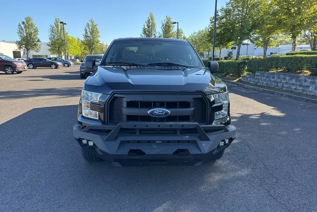 2017 Ford F-150 XL photo 1
