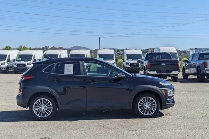 2019 Hyundai Kona SEL photo 1