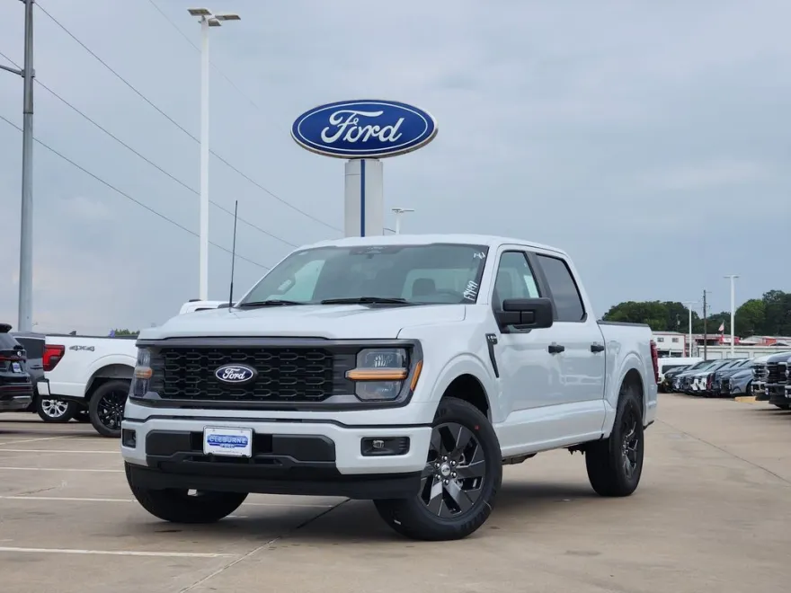 2025 Ford F-150 STX photo 1
