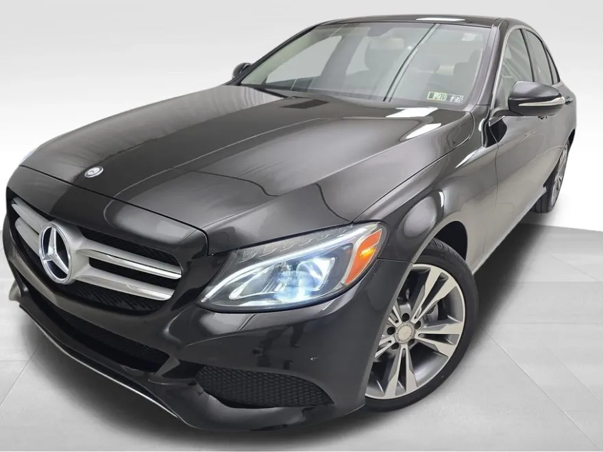 2015 Mercedes Benz C 300 4MATIC Sedan photo 1