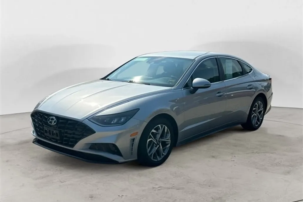 2021 Hyundai Sonata SEL photo 1