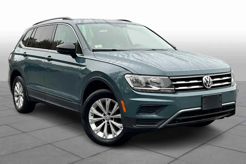 2019 Volkswagen Tiguan SE photo 1