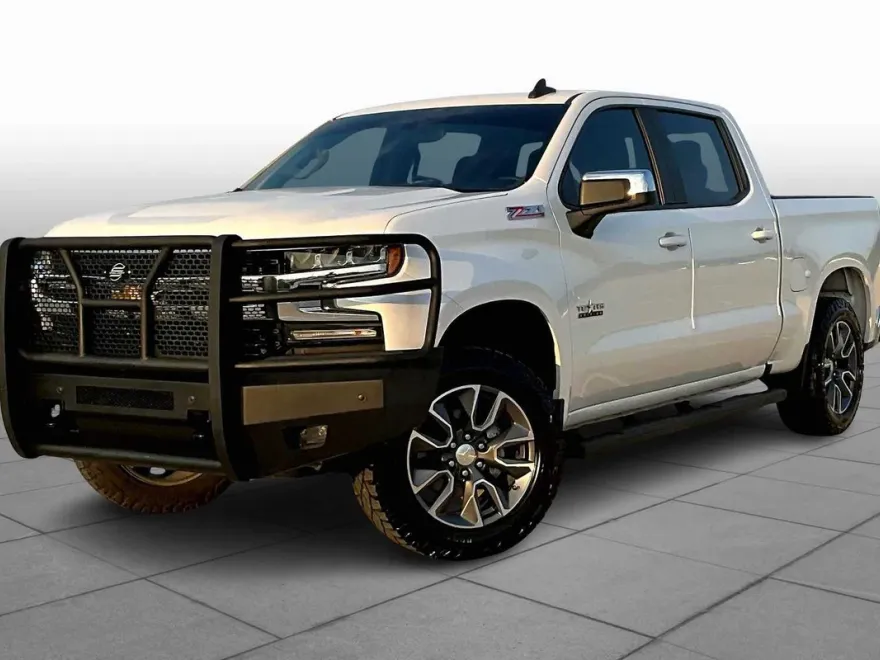 2020 Chevrolet Silverado 1500 LT photo 1