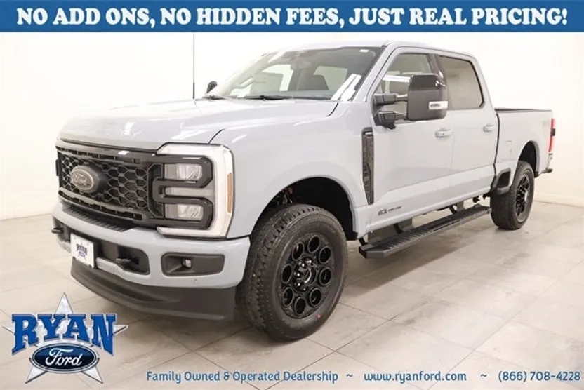 2025 Ford F-250 Lariat photo 1
