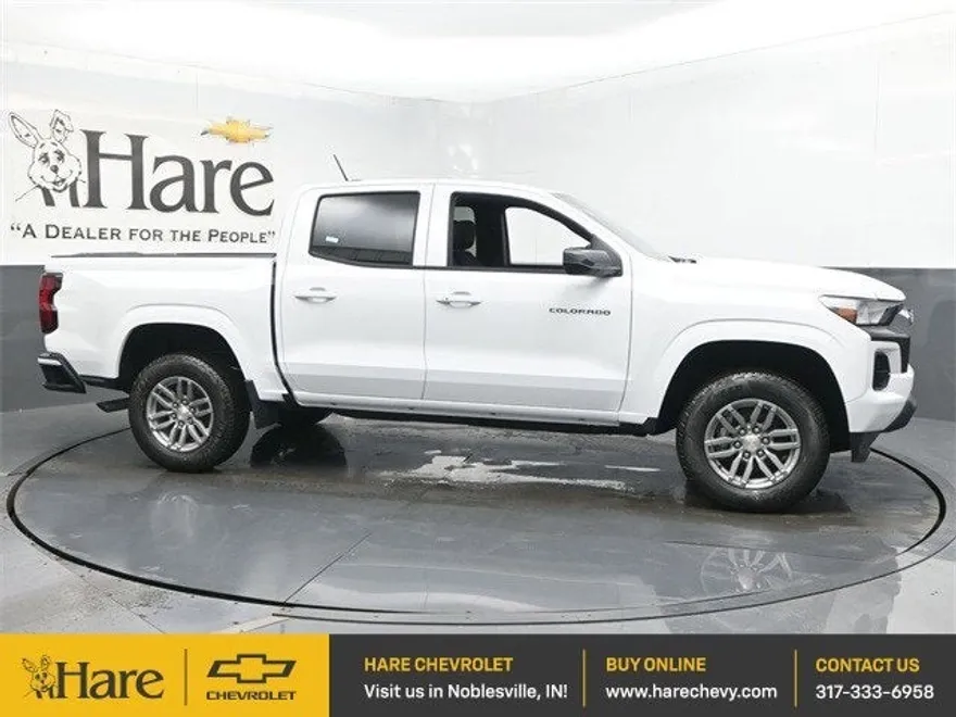 2026 Chevrolet Colorado LT photo 1