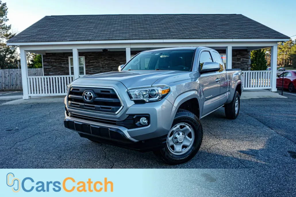 2016 Toyota Tacoma SR5 photo 1