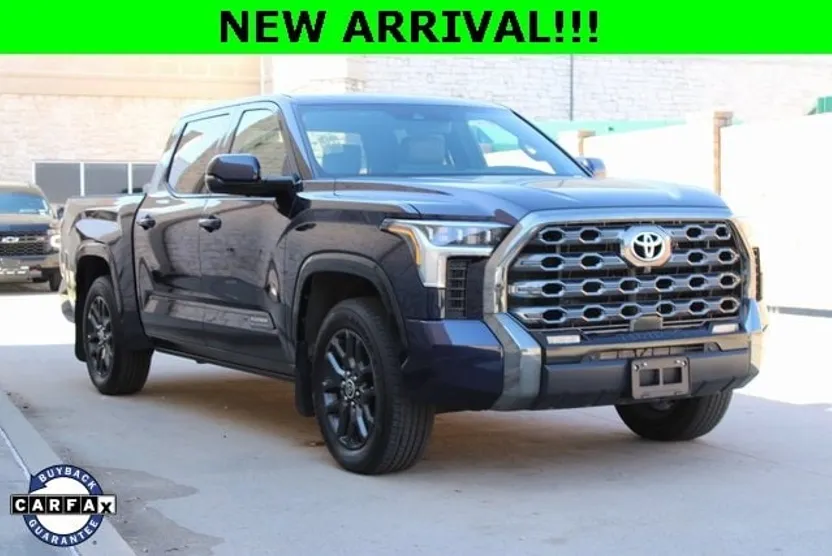 2023 Toyota Tundra Platinum photo 1