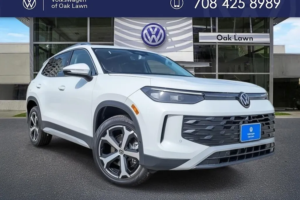 2025 Volkswagen Tiguan SE photo 1