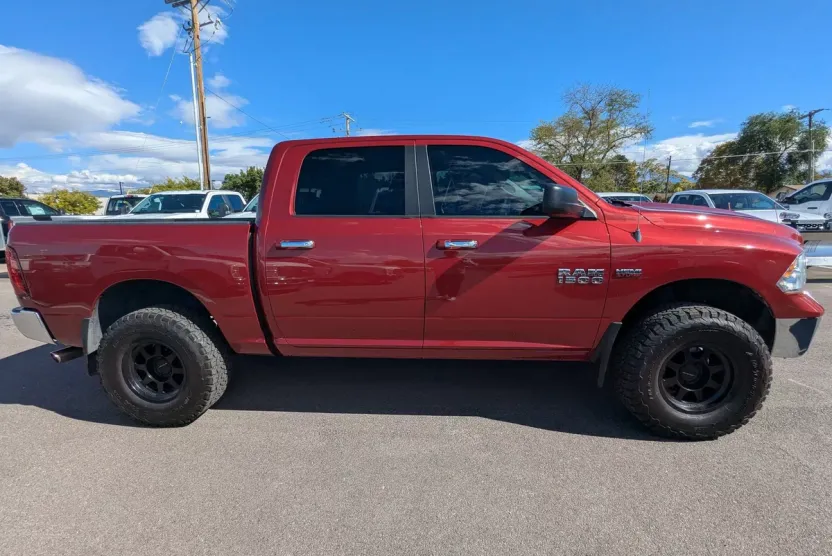 2013 Ram 1500 SLT photo 1