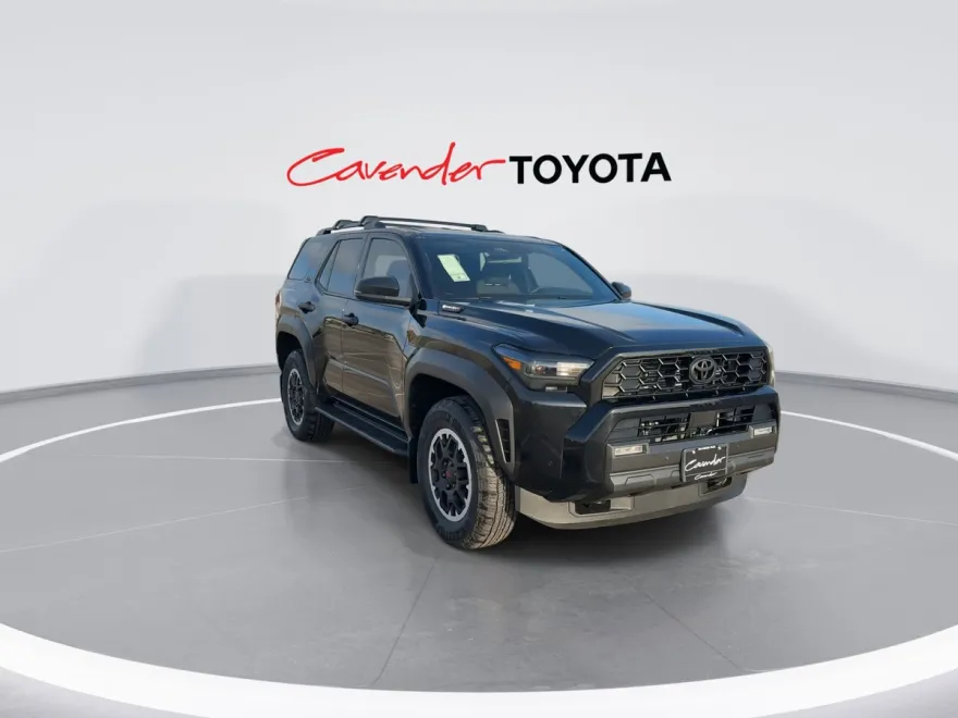 2025 Toyota 4Runner TRD Off-Road photo 1