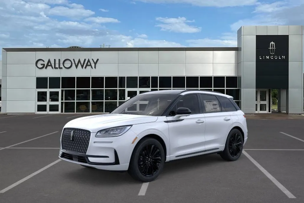 2025 Lincoln Corsair Premiere photo 1