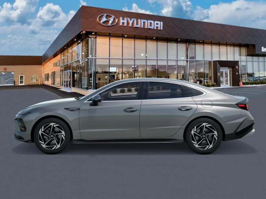 2026 Hyundai Sonata SEL Sport photo 1