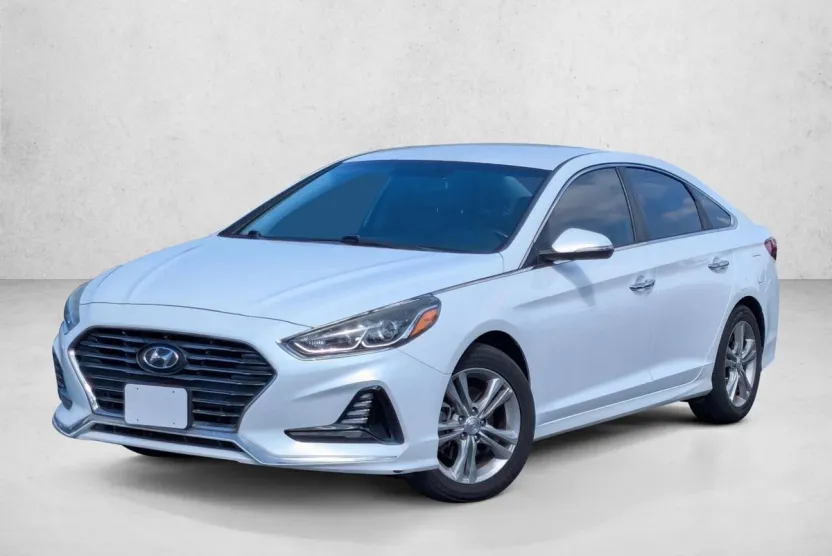 2018 Hyundai Sonata SEL photo 1