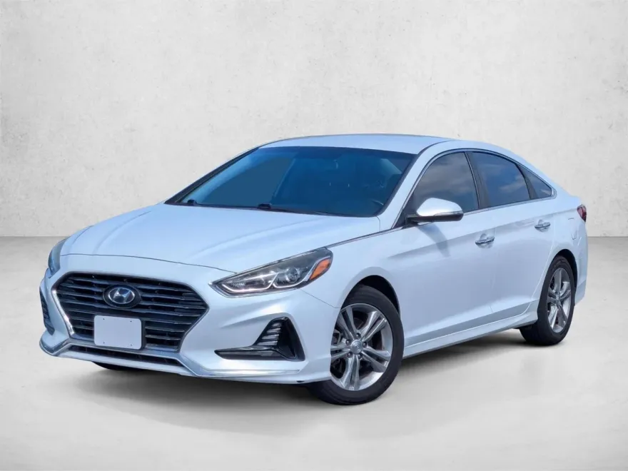 2018 Hyundai Sonata SEL photo 1