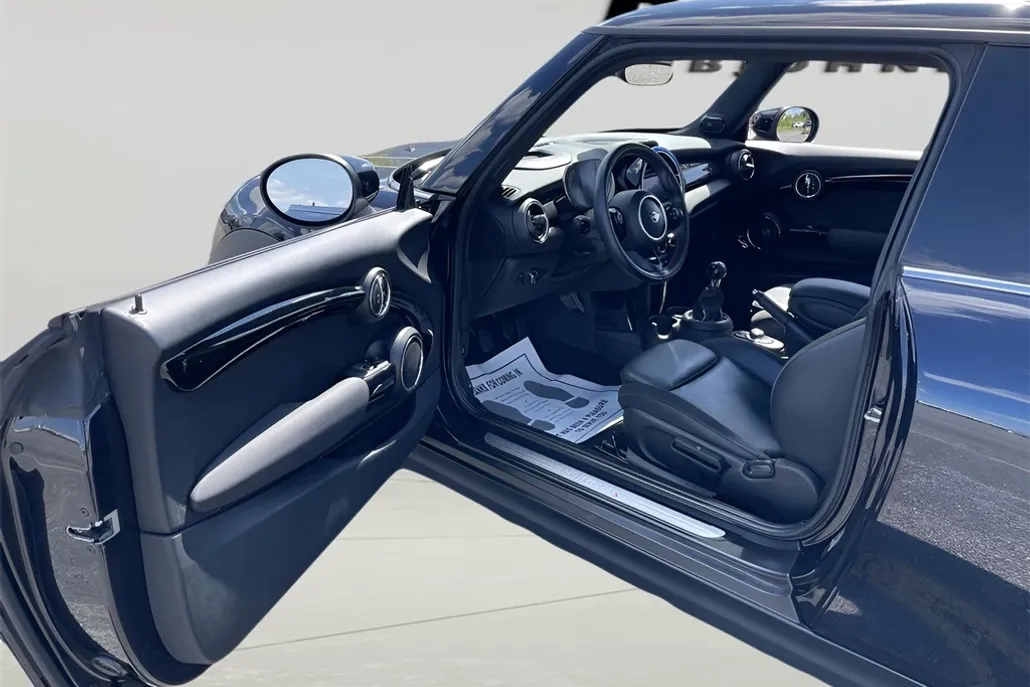 2021 Mini Cooper 2 Door Hardtop S photo 1