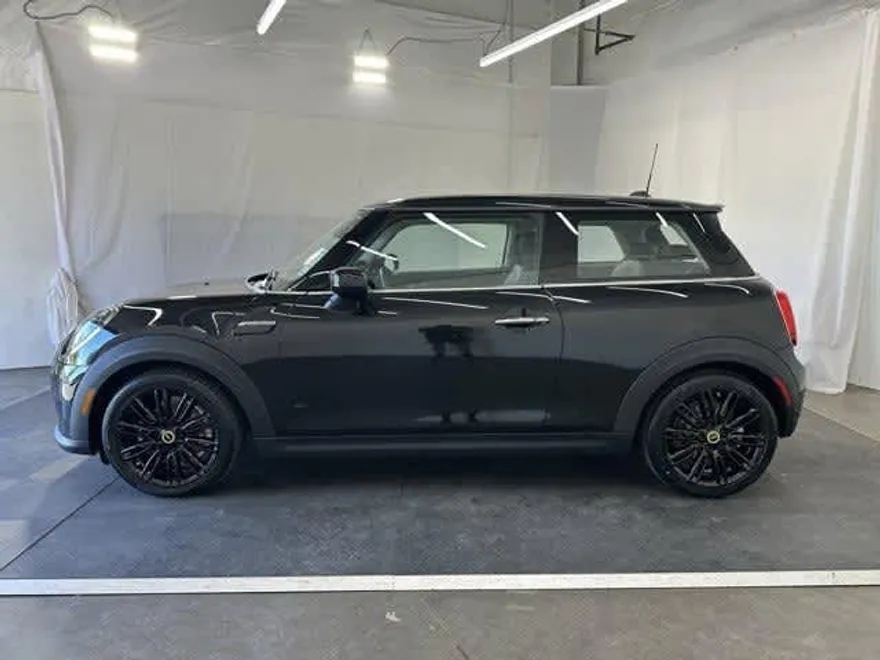 2024 Mini Cooper 2 Door Hardtop photo 1