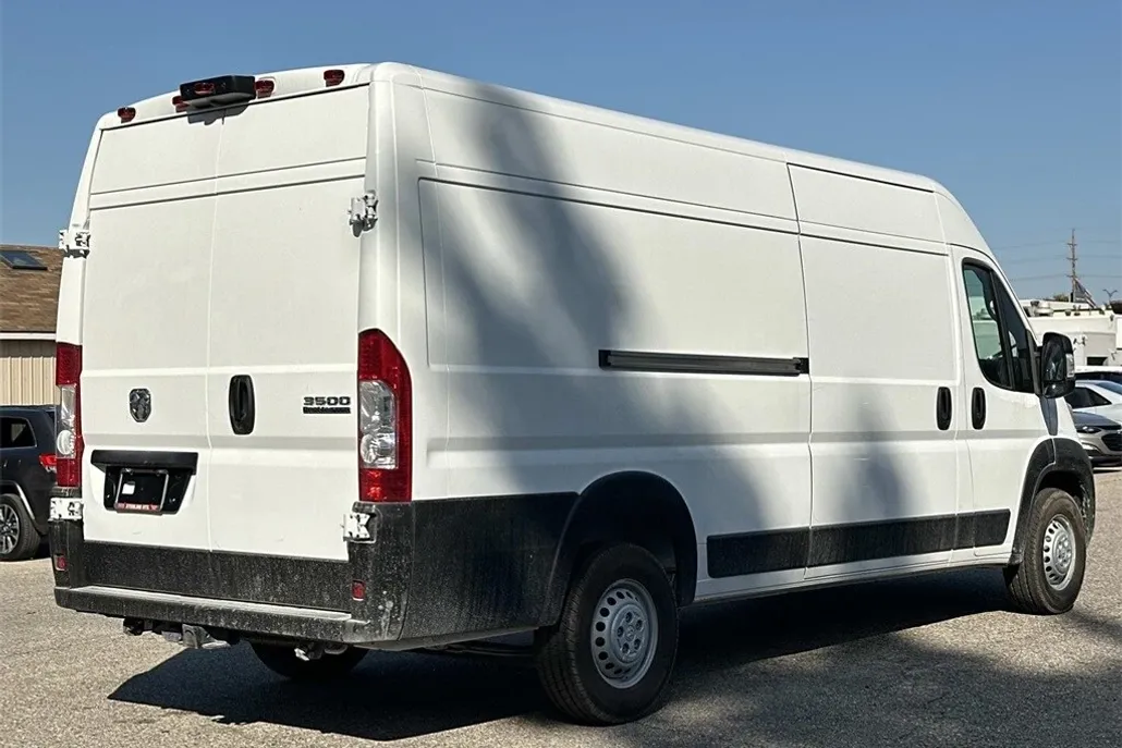 2025 Ram ProMaster 3500 photo 1