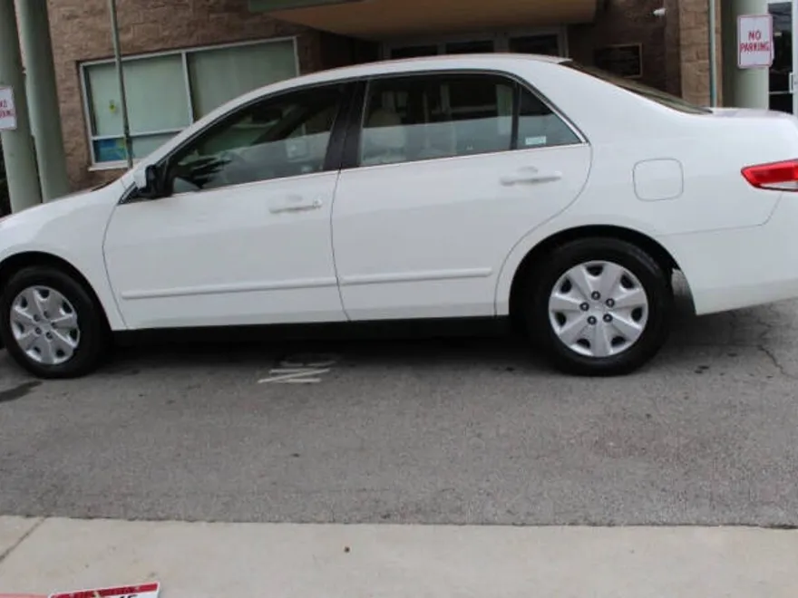 2004 Honda Accord LX photo 1