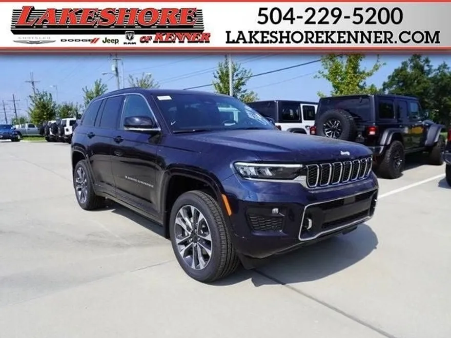 2025 Jeep Grand Cherokee Overland photo 1