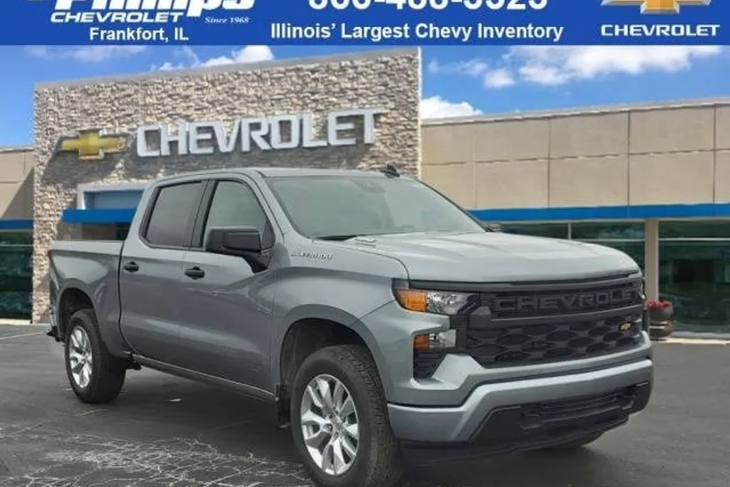 2025 Chevrolet Silverado 1500 Custom photo 1