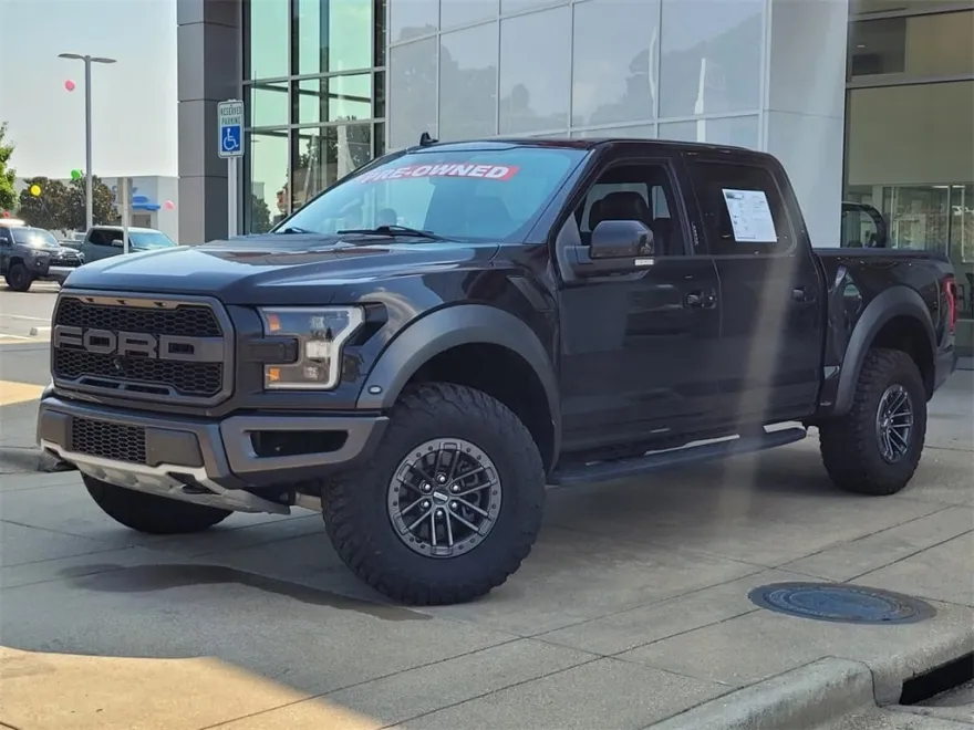 2020 Ford F-150 Raptor photo 1