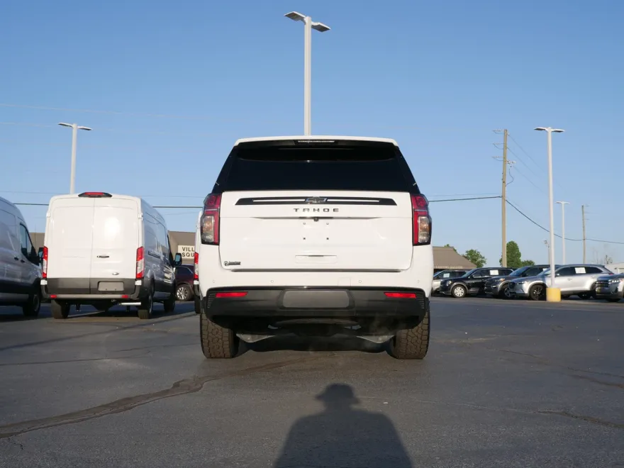 2023 Chevrolet Tahoe Z71 photo 1