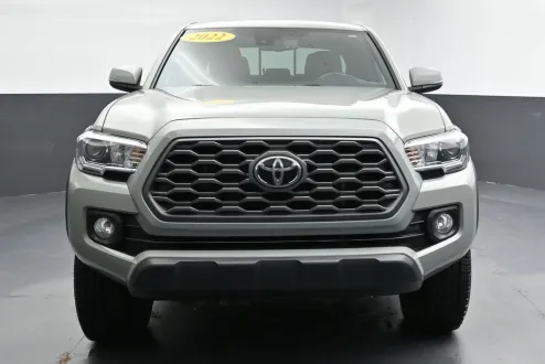 2022 Toyota Tacoma TRD Off-Road V6 photo 2