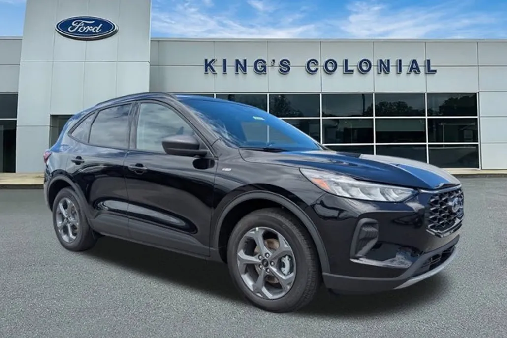 2025 Ford Escape ST-Line photo 1