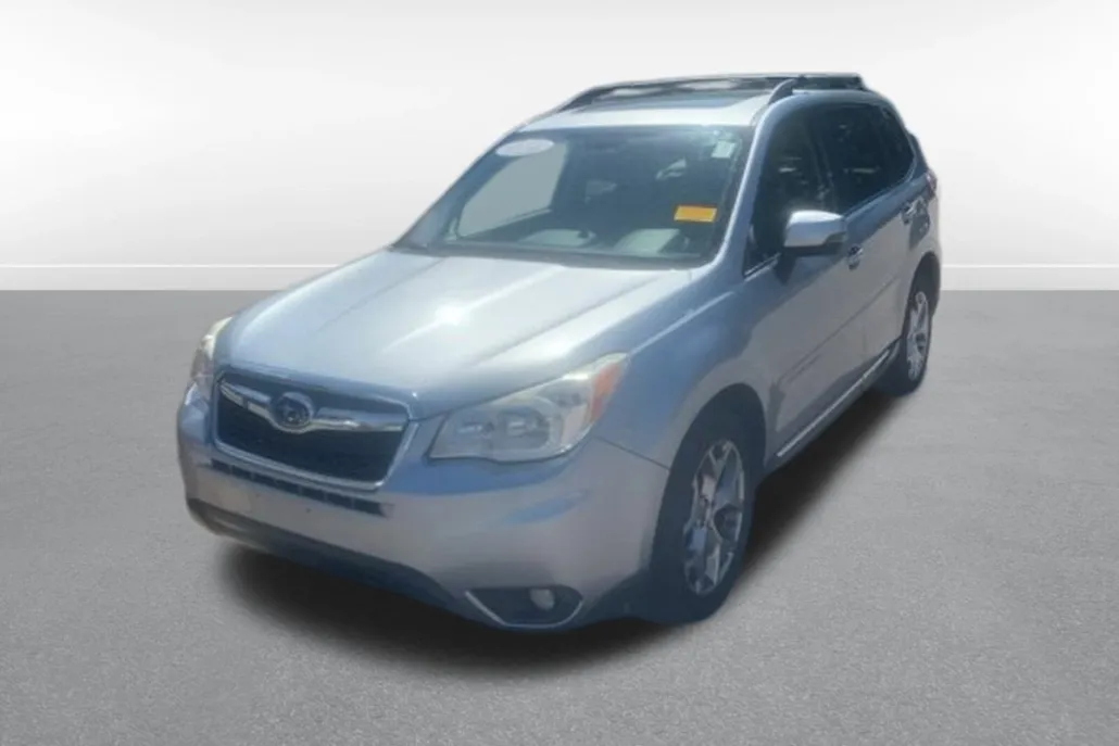 2015 Subaru Forester 2.5i Touring photo 1