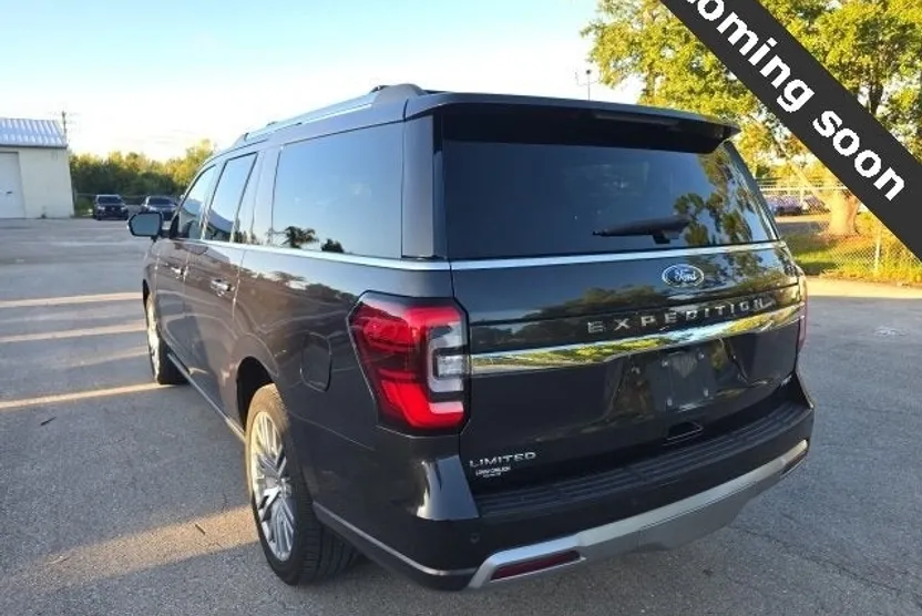 2023 Ford Expedition MAX Limited photo 1