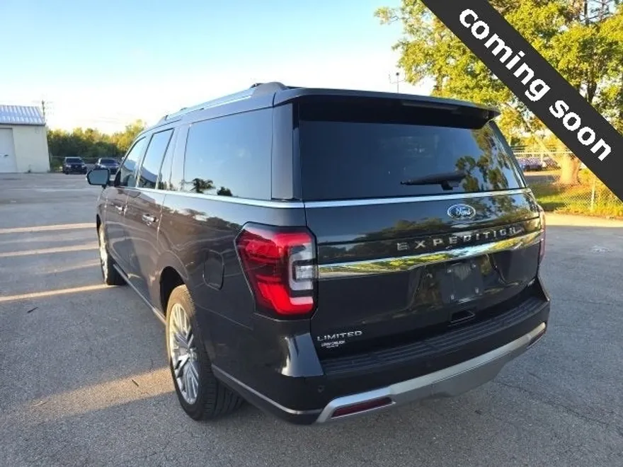 2023 Ford Expedition MAX Limited photo 1