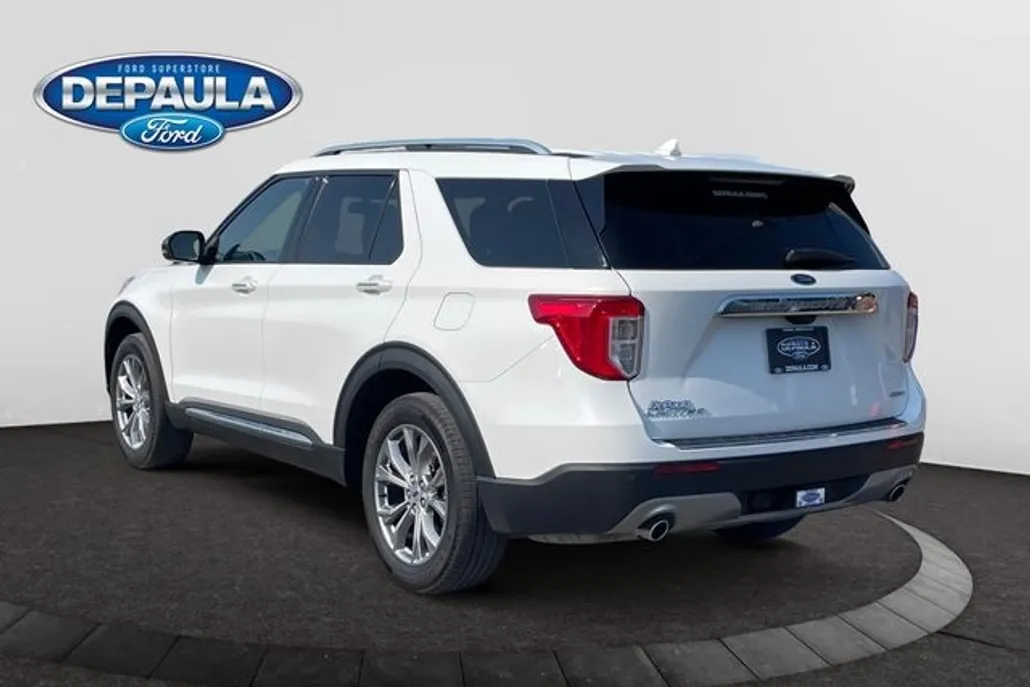 2022 Ford Explorer Limited photo 1