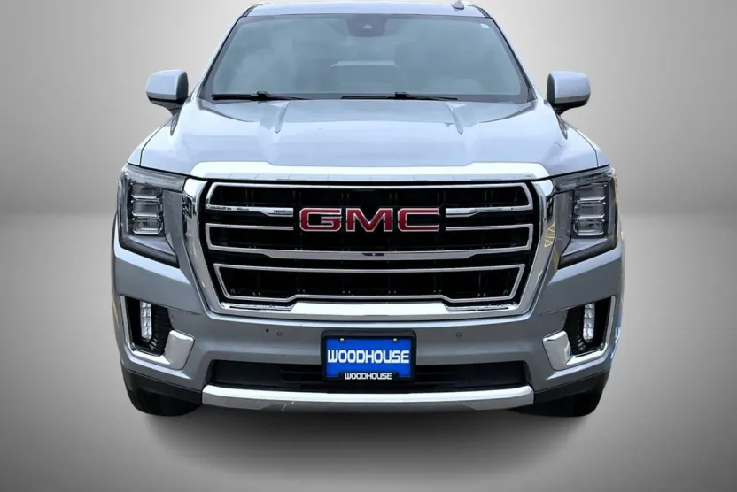 2024 Gmc Yukon XL SLT photo 1
